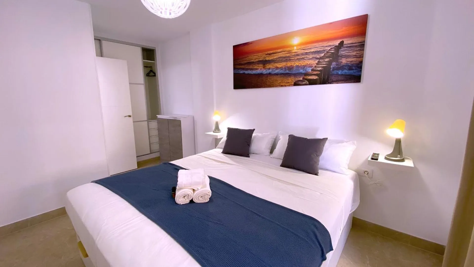 Tropicalidays Los Cristianos Suite 0*, Los Cristianos (Tenerife) Spain